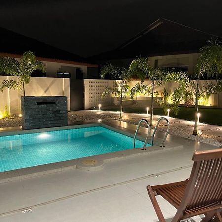 Home In Terengganu With Private Pool Kuala Terengganu Luaran gambar