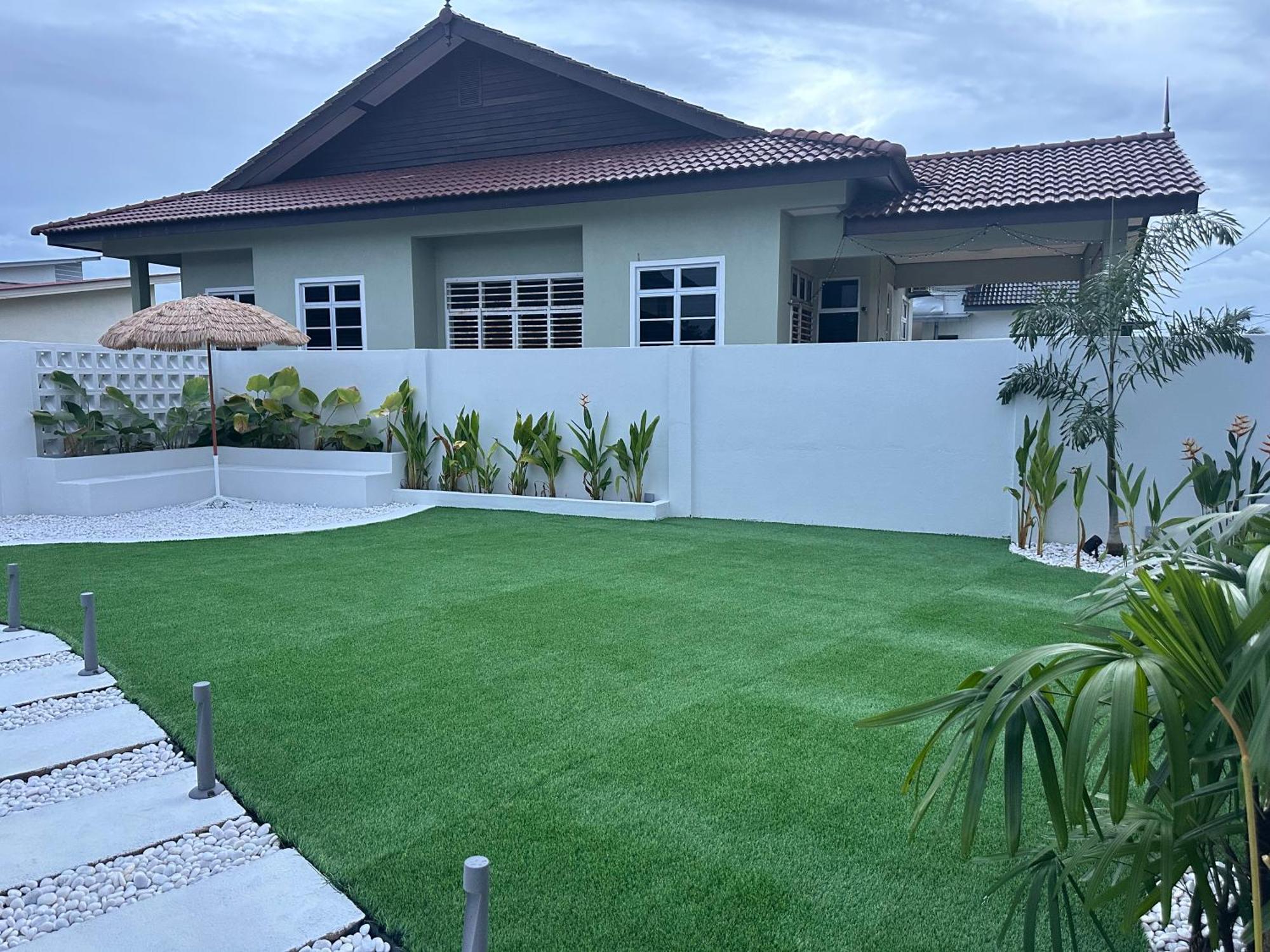 Home In Terengganu With Private Pool Kuala Terengganu Luaran gambar